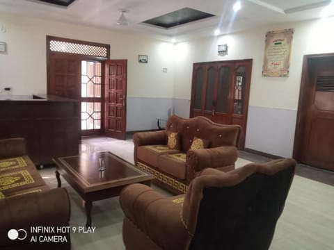 Noor INN Guest House Vacation rental in Lahore