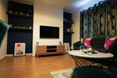 Enfield North London 3BR Apartment Vacation rental in Enfield