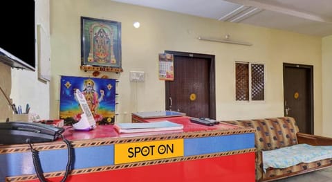 SPOT ON Hotel Tirumala Lodge Vacation rental in Vijayawada