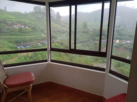 Goroomgo Poopada Resort Kerala Vacation rental in Munnar