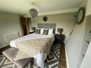 Leos Holiday Cottage  Vacation rental in West Lindsey District