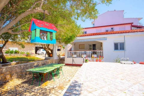 Apartments Ružmarin Vacation rental in Novalja