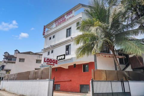 OYO Flagship Kanha Inn Lodging Vacation rental in Pune