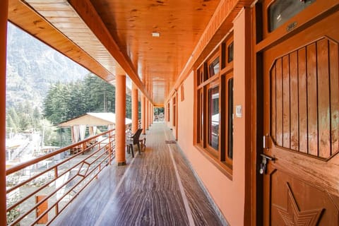 FabHotel River Bank Vacation rental in Manali