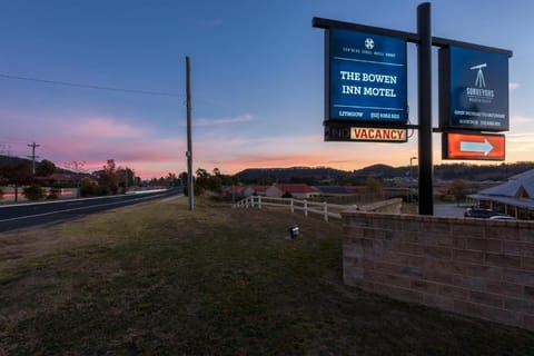 Bowen Inn - Motel Vacation rental in Lithgow