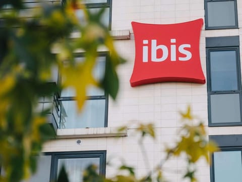 ibis Rouen Centre Rive Droite Pasteur Vacation rental in Rouen