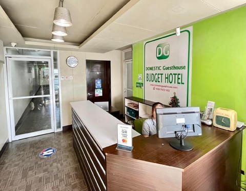 Domestic Guesthouse Budget Hotel NAIA  Vacation rental in Pasay