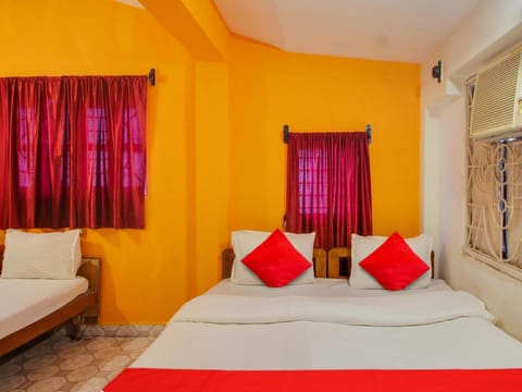 OYO Marlin Guest House Vacation rental in Baga