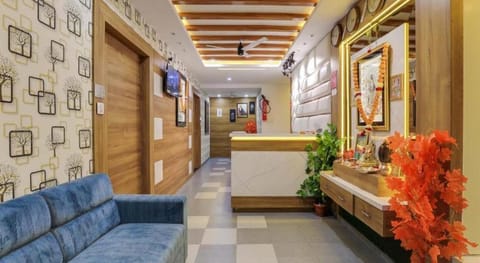 OYO Hotel MD GRAND AC Rooms Vacation rental in Vadodara