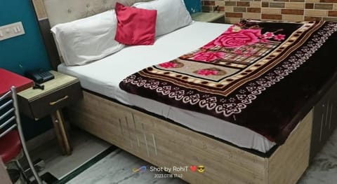 HOTEL NEW APPLE ROSE Vacation rental in Chandigarh