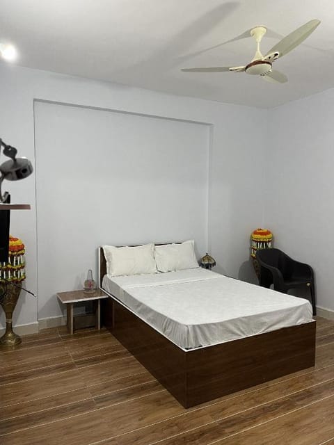 Lotus lodge and Guest house Vacation rental in Pune