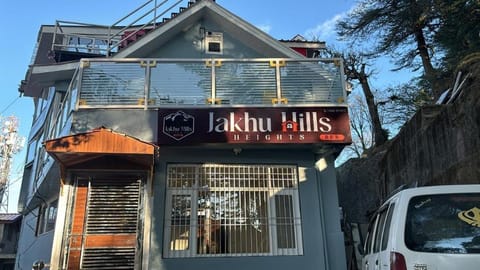 Hotel Jakhu Heights Vacation rental in Shimla