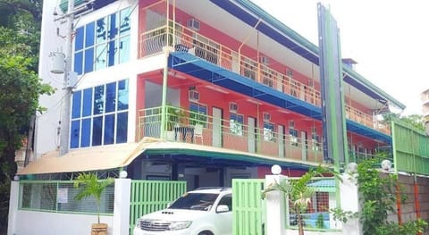 Harang Hotel Mactan Lapulapu City Cebu Philippines Vacation rental in Lapu-Lapu City