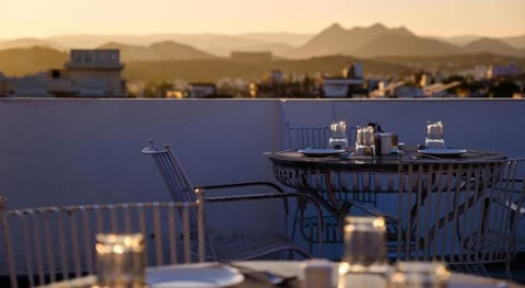 Infinia Stays - A Luxury Boutique Hotel Vacation rental in Udaipur