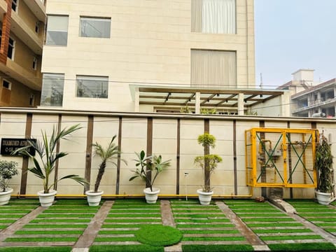 Diamond Admire Hotel & Banquets by MMD Vacation rental in Noida