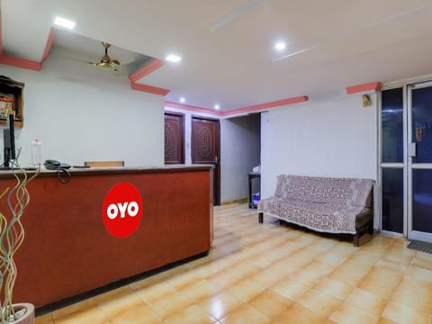 OYO Hotel Roshni Vacation rental in Vadodara