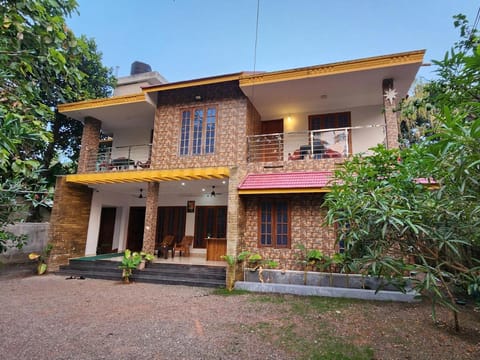 VILLA SKYFRAME Vacation rental in Varkala