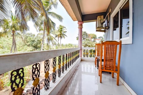 FabExpress Royal Pride Vacation rental in Baga