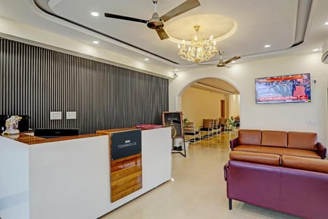 Hotel JPS Palm Inn Vacation rental in Gurugram