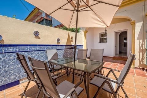 Beatriz- Amazing House in 1 min Walk to the Beach Ref 101 Vacation rental in Fuengirola