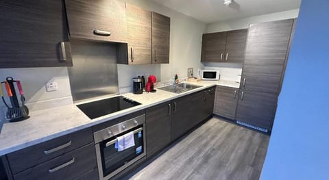 Adelphi Wharf Apartments by Beehosting Vacation rental in Salford