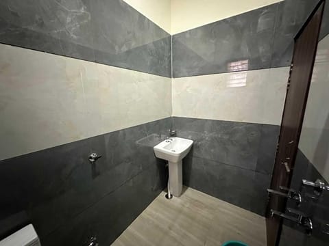 OYO Hotel Friends Vacation rental in Chandigarh