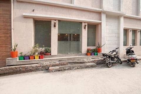 FabHotel Montreal Vacation rental in Rishikesh