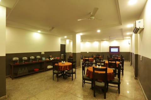 Airport Hotel Classic Park Vacation rental in New Delhi