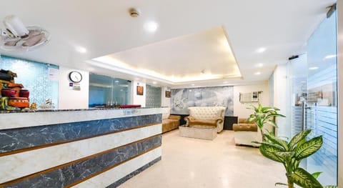 Treebo Cordial Home - Jasola Vacation rental in Noida