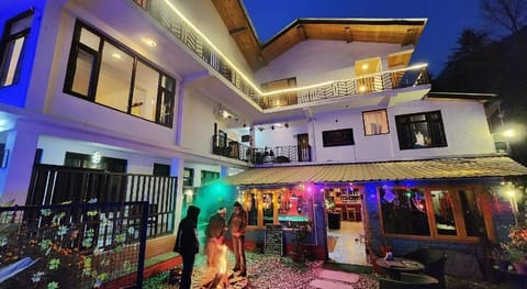 Page 3  Riverside Rooms & Bar Vacation rental in Manali