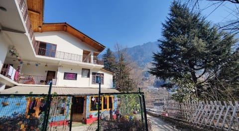 Page 3  Riverside Rooms & Bar Vacation rental in Manali