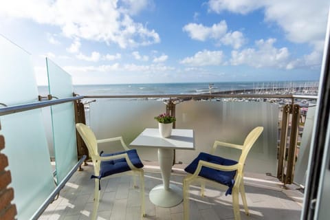 Smy Aran Blu Roma Mare Vacation rental in Ostia