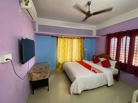 OYO Siva Karthika Vacation rental in Thiruvananthapuram