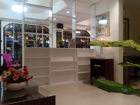 Davao Hub Bed and Breakfast Vacation rental in Davao City