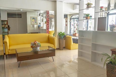 Davao Hub Bed and Breakfast Vacation rental in Davao City