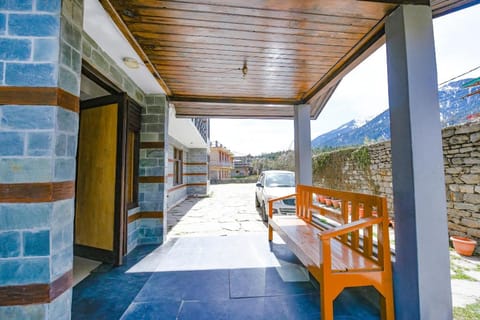 FabHotel Kanchnikoot Vacation rental in Manali