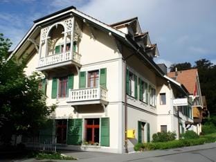 Schonbuhl Hotel & Restaurant Lake Thun Location de vacances in Hilterfingen