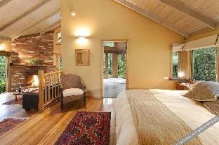 Woodlands Rainforest Retreat Vacation rental in Narbethong