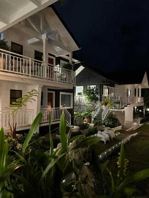 The Carmelence Place by cerilos Vacation rental in Tagaytay