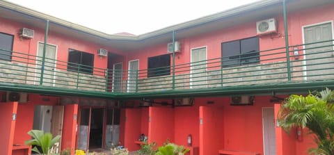 Max Travellers Inn Vacation rental in Lapu-Lapu City