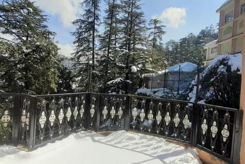 Green Forest View Vacation rental in Shimla