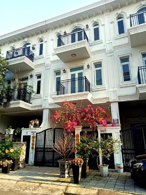 Aroma Home *Pool*Private*4Br*5Wc Vacation rental in Da Nang