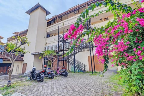 Guest House Simalem Vacation rental in Kuta