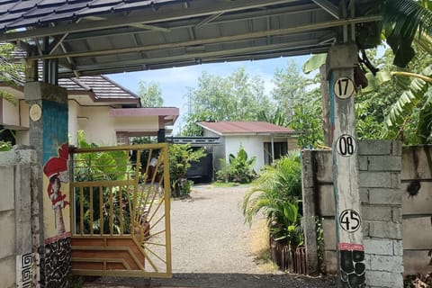 OYO 93737 Bale Oyan Homestay Vacation rental in Pujut