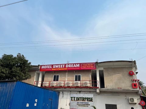 OYO Hotel Sweet Dream Vacation rental in Kolkata