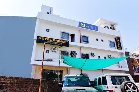 FabHotel Prince 24 Vacation rental in Chandigarh