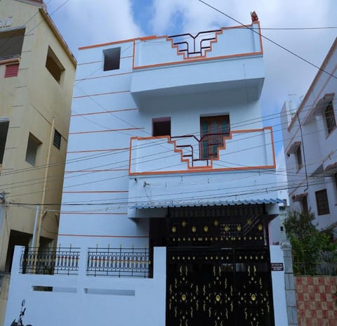 SS Nivas StayHome Vacation rental in Puducherry