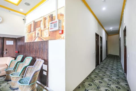 FabExpress Grand Resort Vacation rental in Agra