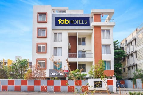 FabHotel The Corporate Hub Vacation rental in Pune