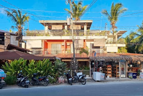 RedDoorz @ Hergem Siargao Inn Vacation rental in General Luna